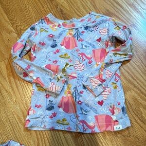 Disney Gap Sleeping Beauty PJs - Size 3T